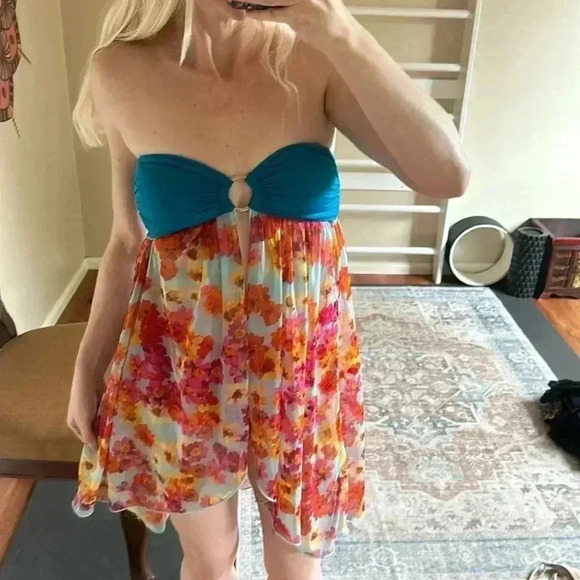 Strapless beach top - Picture 1 of 5